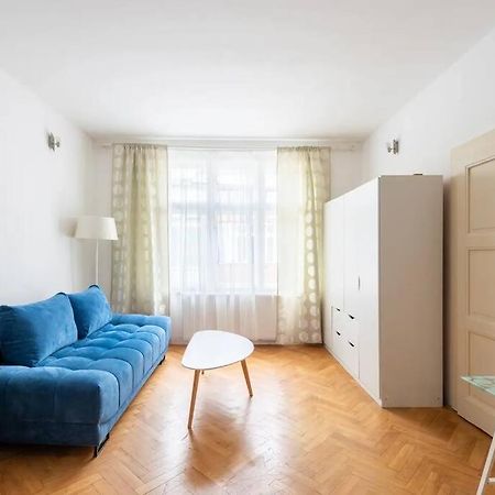 2 Bedrooms Apt Near Wenceslas Sq Прага Екстер'єр фото